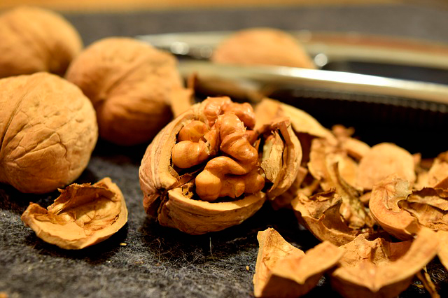 Как избавиться от целлюлита: грецкие орехи