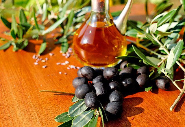 Польза оливкового масла: Оливки